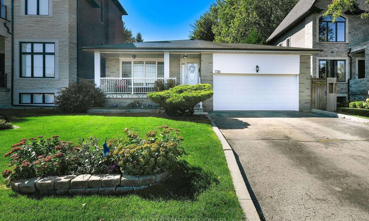 736 West Shore Blvd, Pickering, ON L1W 2V1