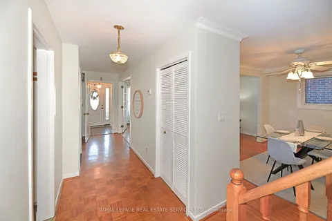 736 West Shore Blvd, Pickering, ON L1W 2V1