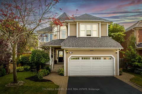 74 Elder Cres, Whitby, ON L1M 2H7