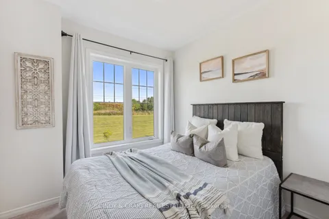 870 Atwater Path, Oshawa, ON L1J 0E8