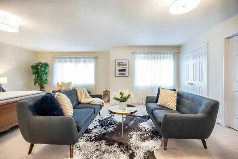 49 Napiermews Dr, Ajax, ON L1T 0B2