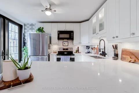 74 Oshawa Blvd, Oshawa, ON L1G 5S3
