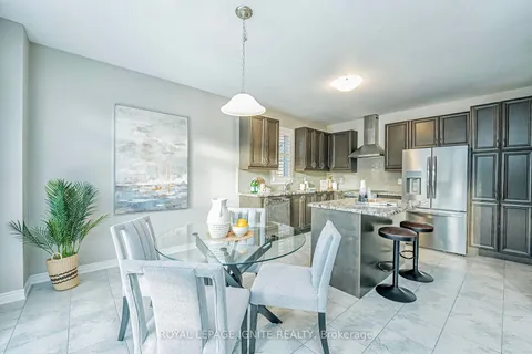 96 Bridlewood Blvd, Whitby, ON L1R 0N2