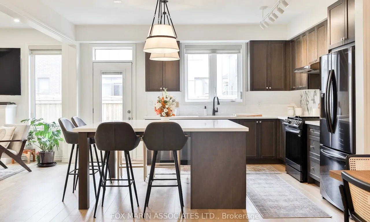 17 Vickery St, Whitby, ON L1P 0L1
