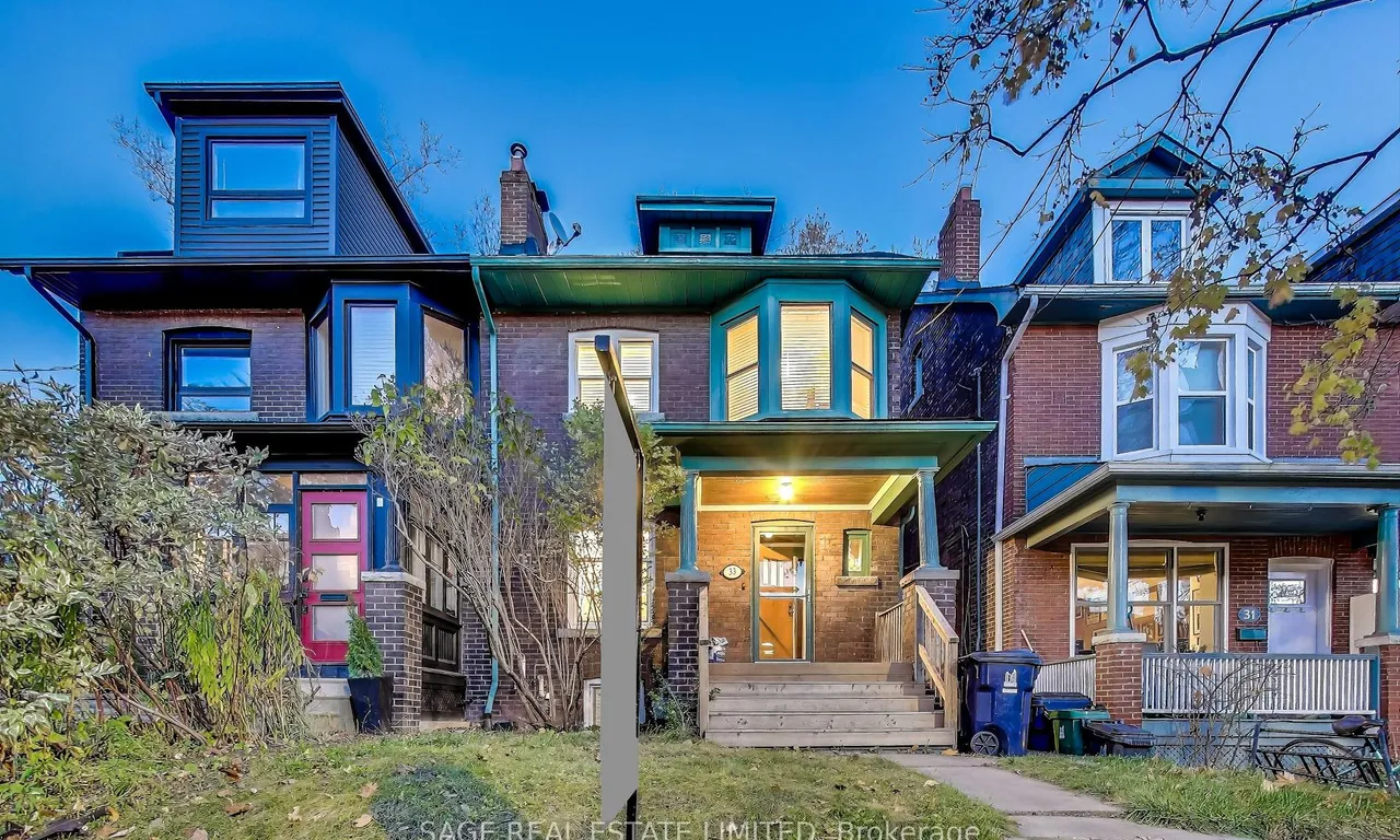 33 Hampton Ave, Toronto, ON M4K 2Y5