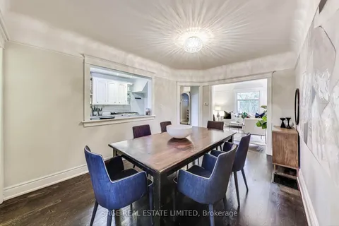 33 Hampton Ave, Toronto, ON M4K 2Y5