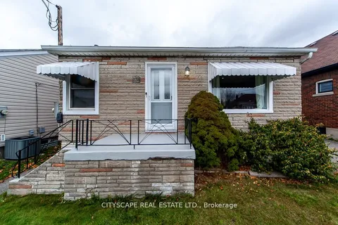238 Mitchell Ave, Oshawa, ON L1H 2V6