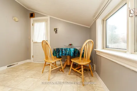 238 Mitchell Ave, Oshawa, ON L1H 2V6