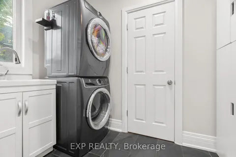 16 Coxwell Ave, Toronto, ON M4L 3A7