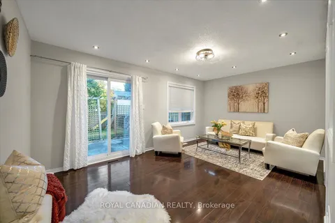 1 Barwick Crt, Whitby, ON L1N 9C2