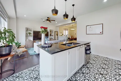 111 Barkerville Dr, Whitby, ON L1P 0L8