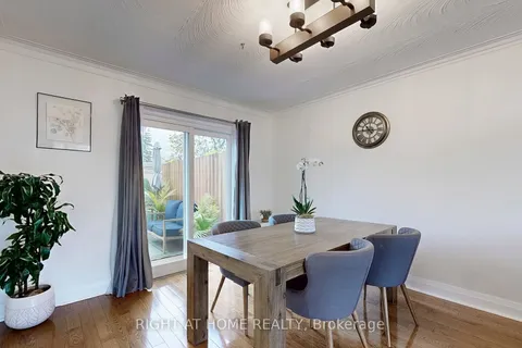 83 Chestnut Cres, Toronto, ON M1L 1Y6