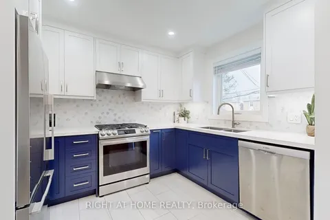 83 Chestnut Cres, Toronto, ON M1L 1Y6