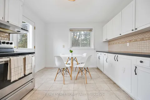 61 Avis Cres, Toronto, ON M4B 1B8