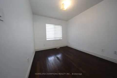 18 Lawrence Town St, Ajax, ON L1S 0B8