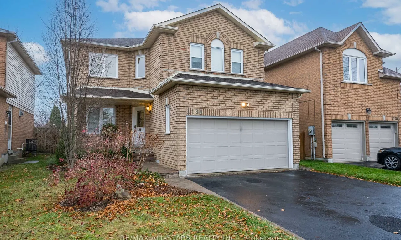 1134 Beaver Valley Cres, Oshawa, ON L1J 8N3