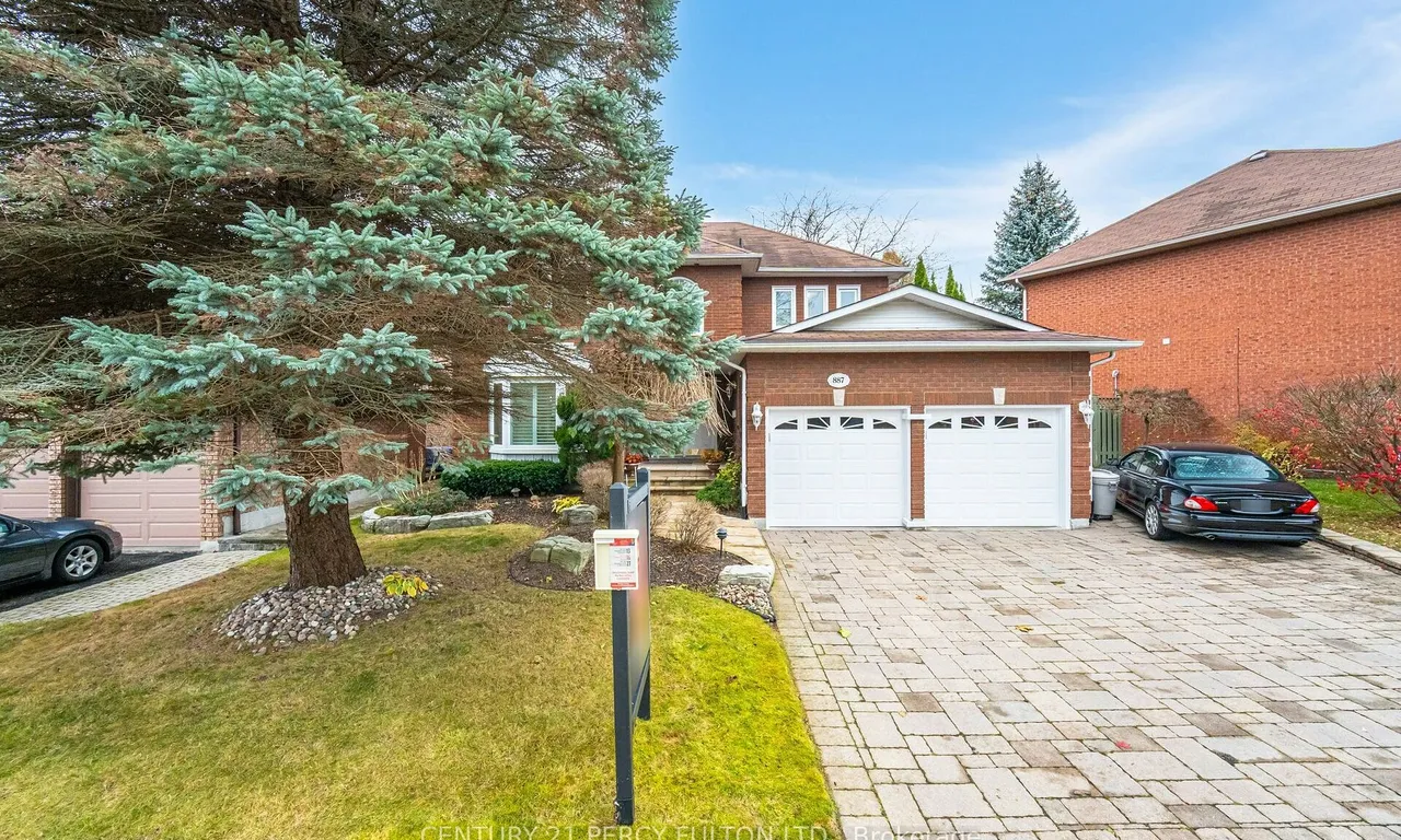887 Darwin Dr, Pickering, ON L1X 2P8