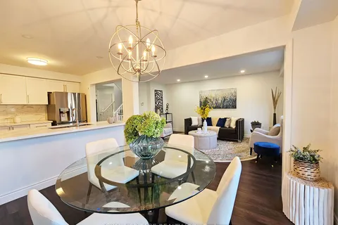 56 Catkins Cres, Whitby, ON L1R 2Z8