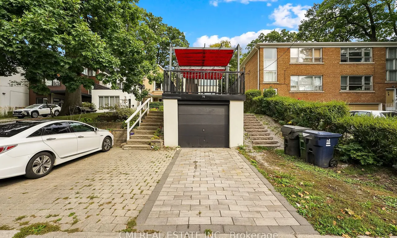 75 Kenilworth Ave, Toronto, ON M4L 3S4