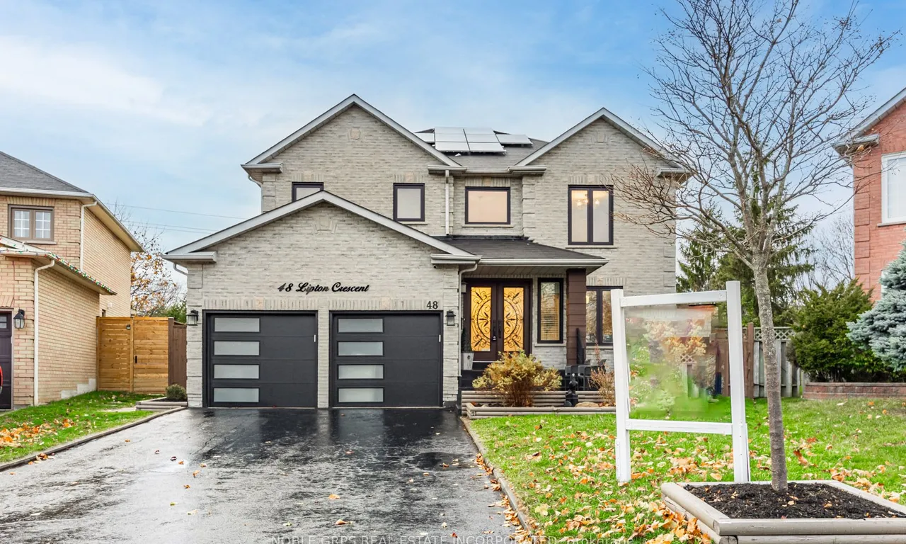 48 Lipton Cres, Whitby, ON L1R 1W7