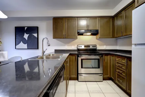 22 Great Gabe Cres, Oshawa, ON L1L 0G6