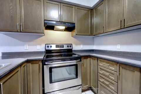 22 Great Gabe Cres, Oshawa, ON L1L 0G6