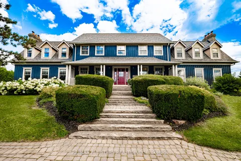 1648 Acorn Lane, Pickering, ON L1Y 1A7