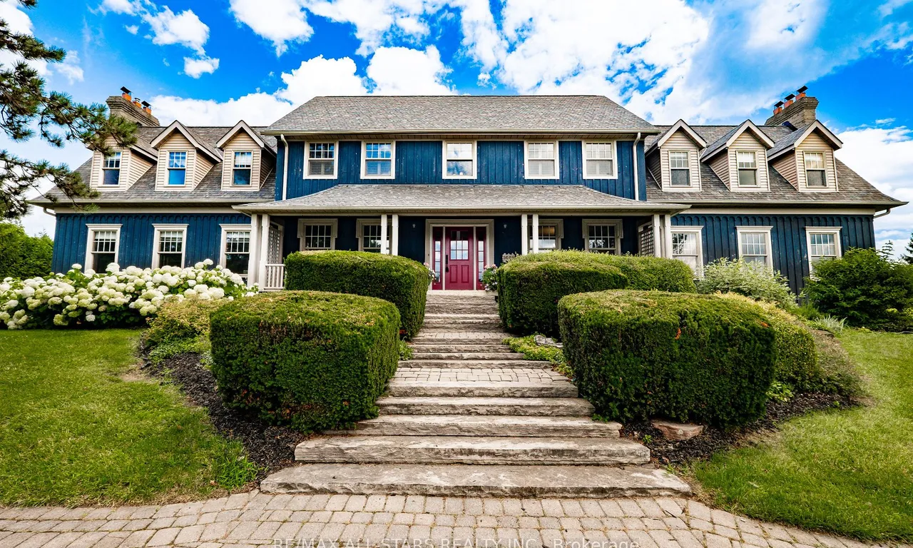 1648 Acorn Lane, Pickering, ON L1Y 1A7