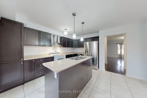 469 Rossland Rd, Ajax, ON L1Z 0K8