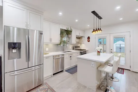 61 Roseheath Ave, Toronto, ON M4C 3P4