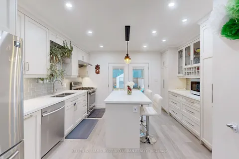 61 Roseheath Ave, Toronto, ON M4C 3P4