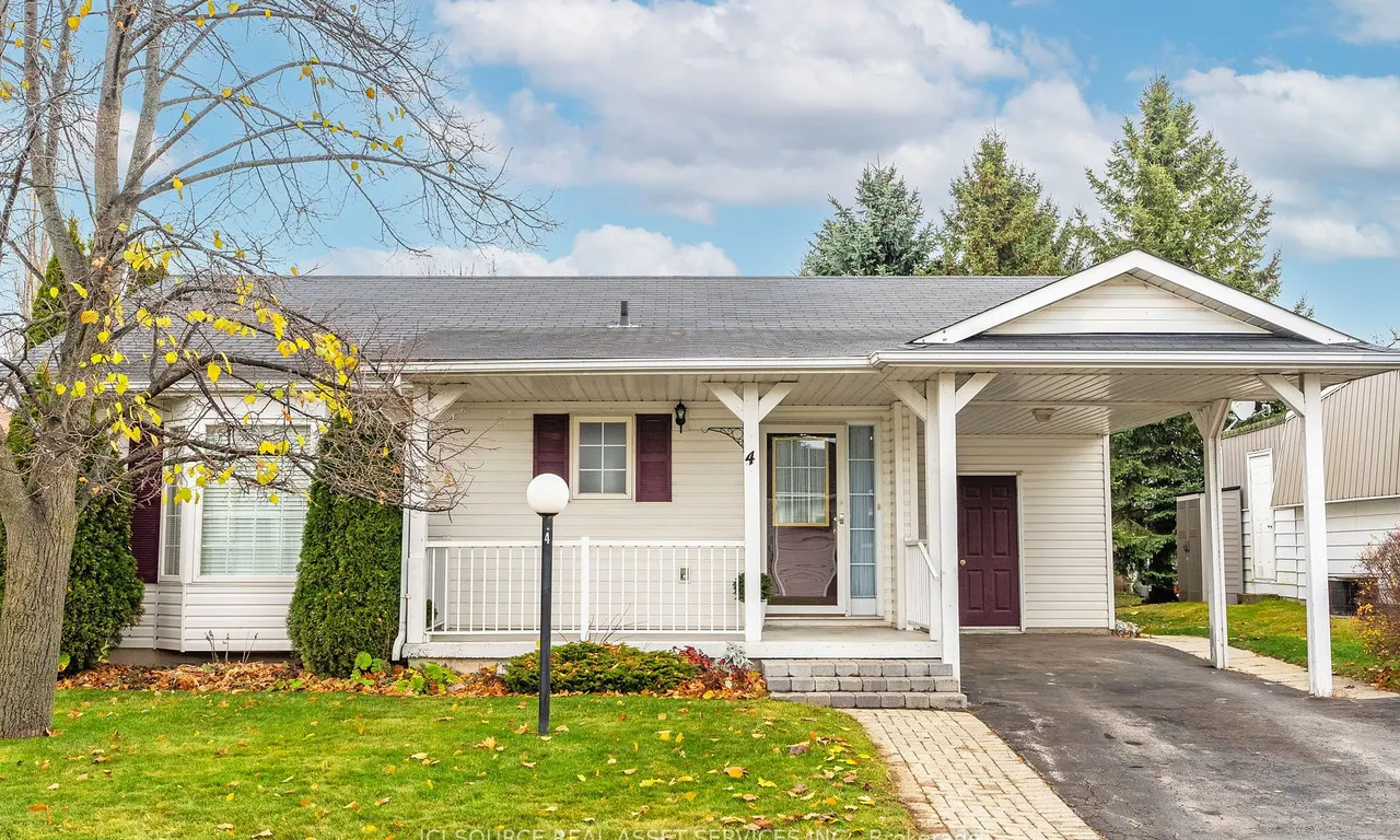 4 Algonquin Tr, Clarington, ON L1B 1A1