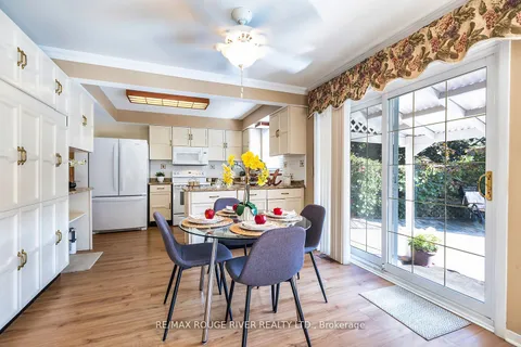 3 Nijinsky Crt, Whitby, ON L1N 7L7