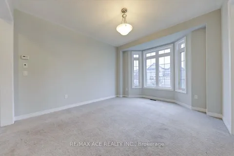 114 Noden Crescent, Clarington, ON L1B 0L2