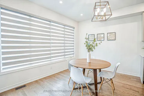 416 Coronation Rd, Whitby, ON L1P 1Y2