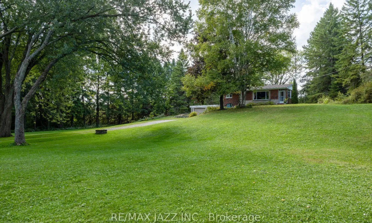 7420 Liberty St, Clarington, ON L1C 6K4