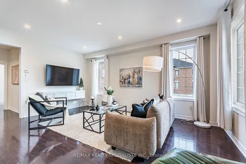 1 Auckland Dr, Whitby, ON L1P 0H3