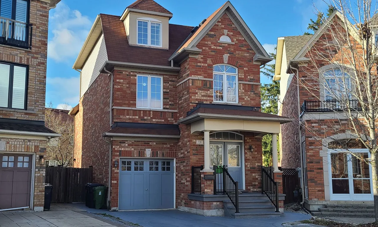 54 Wyper Sq, Toronto, ON M1S 0B3