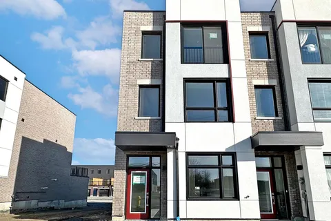 225 Monarch Ave, Ajax, ON L1S 7M3