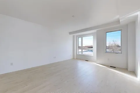 225 Monarch Ave, Ajax, ON L1S 7M3