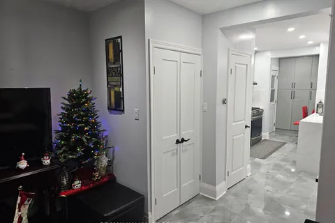 137 Huron St, Oshawa, ON L1H 5E3