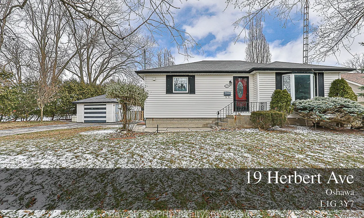 19 Herbert Ave, Oshawa, ON L1G 3Y7