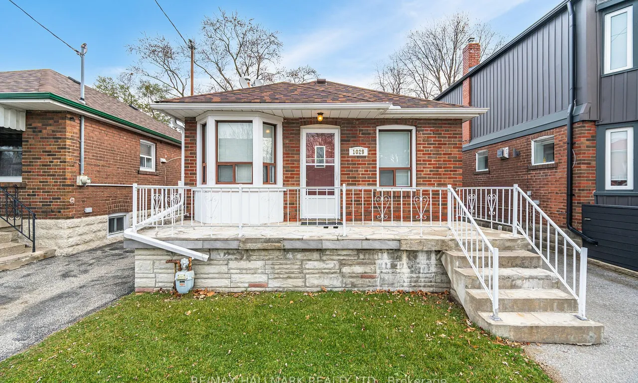1029 Greenwood Ave, Toronto, ON M4J 4C9