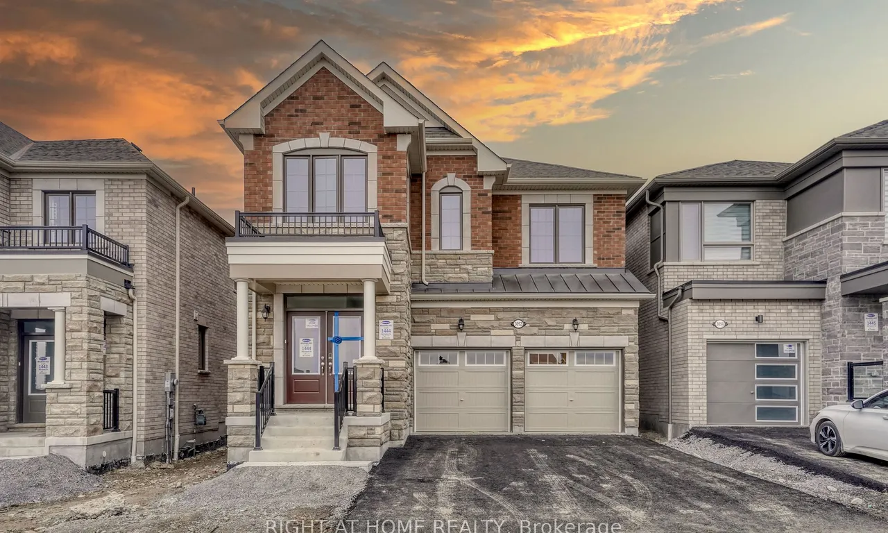 3092 Paperbirch Tr, Pickering, ON L1X 0N9