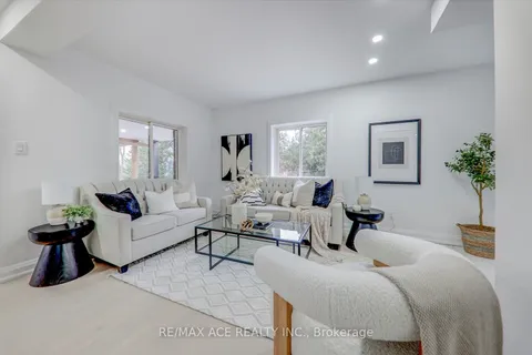 1844 Spruce Hill Rd, Pickering, ON L1V 1S4