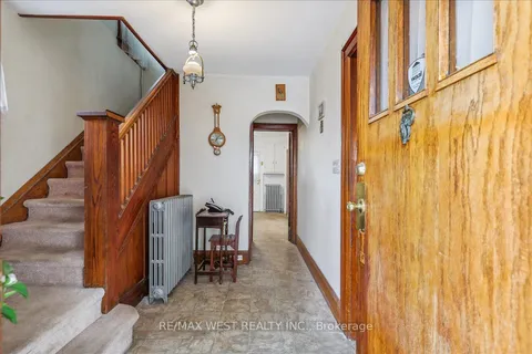 66 Warren Ave, Oshawa, ON L1J 4G2