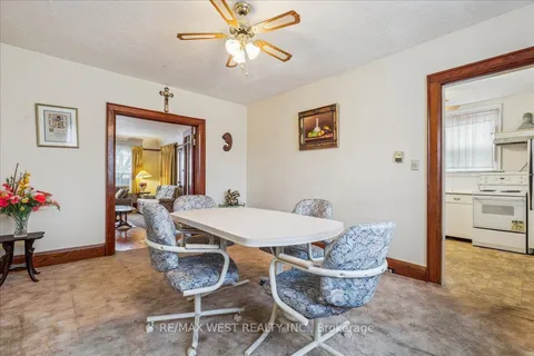 66 Warren Ave, Oshawa, ON L1J 4G2