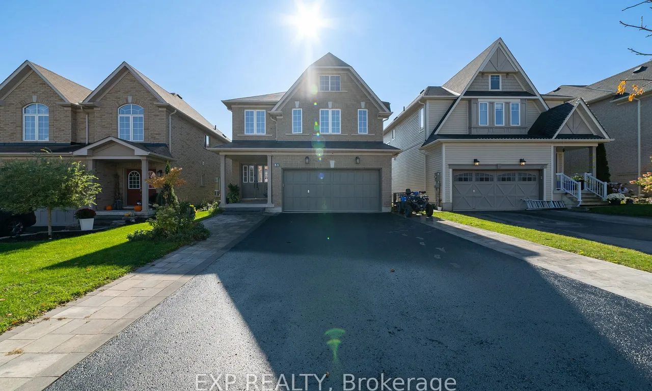 31 Kimble Ave, Clarington, ON L1C 0J7