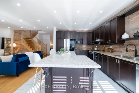 31 Kimble Ave, Clarington, ON L1C 0J7