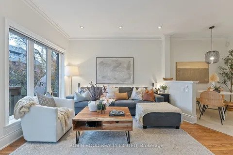 15 Gough Ave, Toronto, ON M4K 3N6